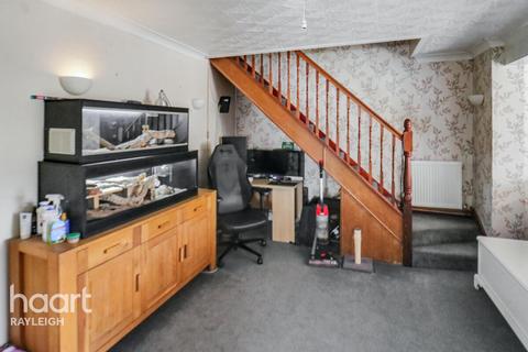 4 bedroom semi-detached house for sale, The Chase, Rayleigh