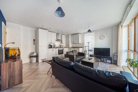 1 bedroom flat for sale, Avebury Avenue,Tonbridge,TN9 1TL