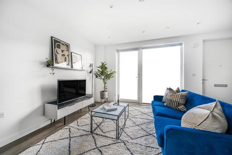 2 bedroom apartment to rent, 2 bed, 3rd floor, Dunlin, Pelican House in Fresh Wharf
