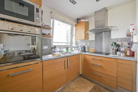 2 bedroom flat for sale, 3 Limeharbour, E14, Canary Wharf, London, E14
