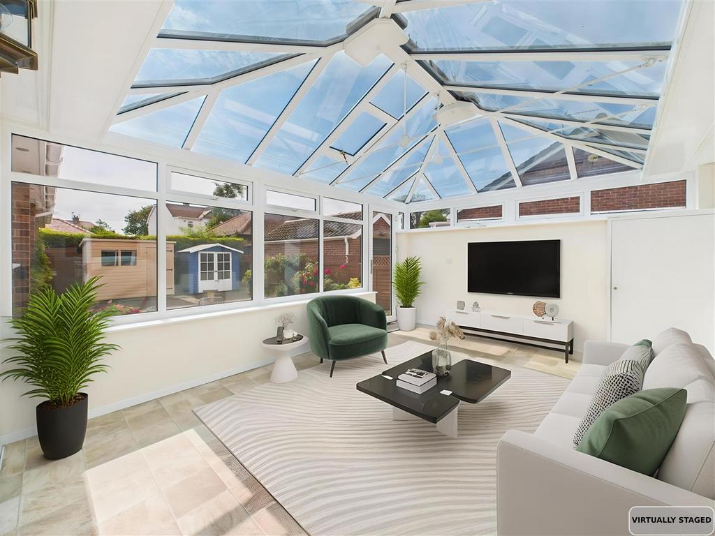 AI Staging - Sun Room