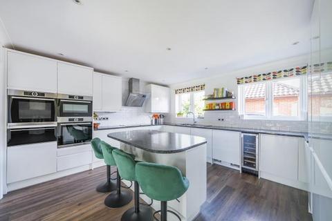 2 Rydal Drive, West Wickham, BR4 9QH