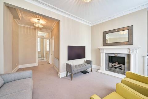 3 bedroom maisonette for sale, Heath Street, Hampstead, London, NW3