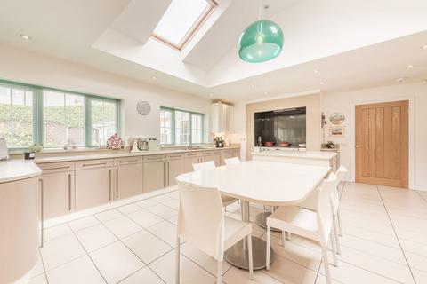 28 Barker Road, Sutton Coldfield, B74 2NY