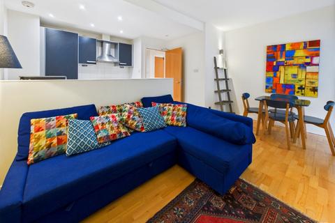 1 bedroom flat to rent, Edmonstone's Close, Grassmarket, Edinburgh, EH1