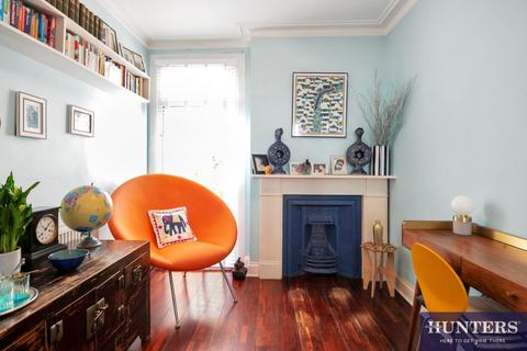 4 bedroom terraced house for sale, Churchill Road, Willesden Green, London, NW2
