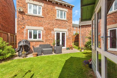 4 bedroom detached house for sale, Bloomingdale Court, Barnsley S75