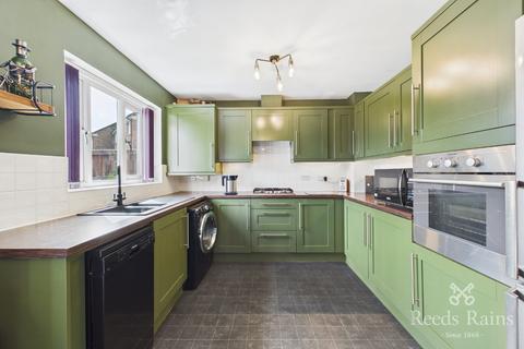 4 bedroom detached house for sale, Bloomingdale Court, Barnsley S75