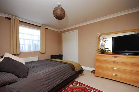 undefined, Sandfield Court, Guildford, GU1