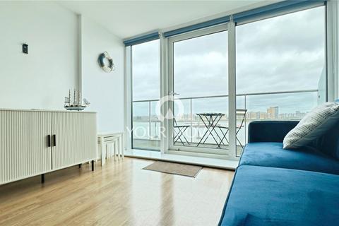 2 bedroom flat to rent, Argyll Road, London SE18