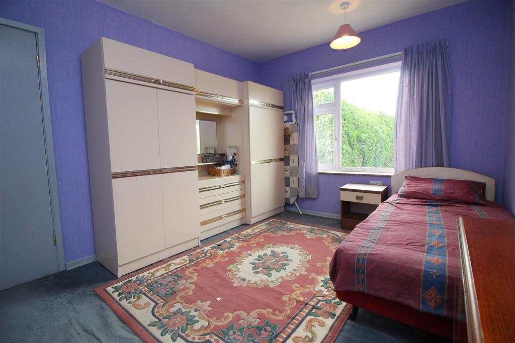 Bedroom 2 .JPG