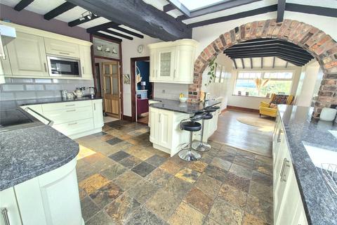 Windsor House New Road, Torrington, EX38 8EJ