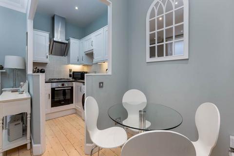 2 bedroom flat to rent, Saxe Coburg Street, Stockbridge, Edinburgh