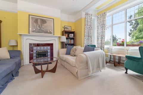 2 bedroom apartment to rent, Holly View Drive, Malvern, WR14 4AQ
