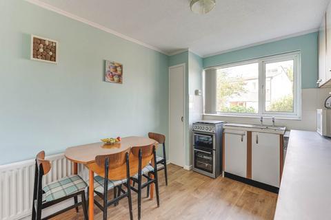 3 bedroom house for sale, Leete Place, Royston,