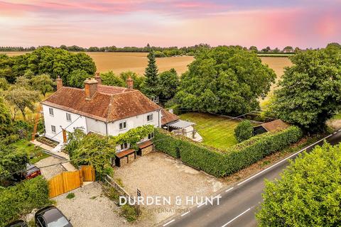 3 bedroom semi-detached house for sale, Chelmsford Road, White Roding, CM6