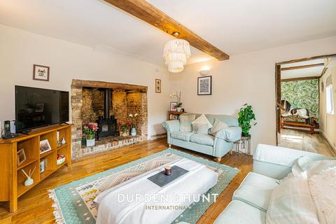 3 bedroom semi-detached house for sale, Chelmsford Road, White Roding, CM6