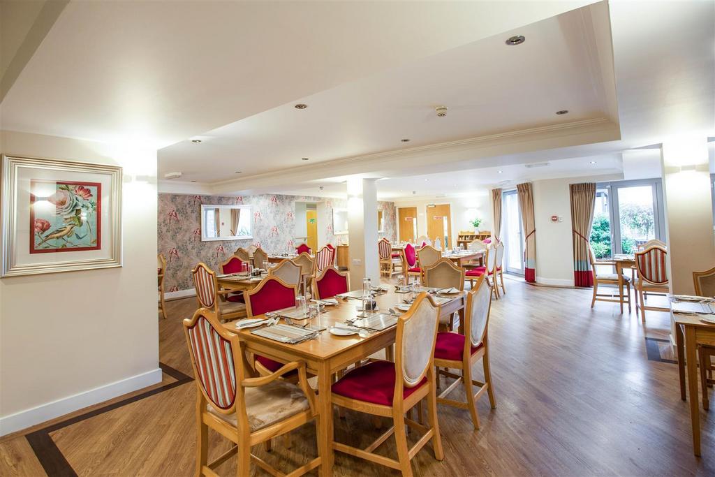 Restaurant FC.jpg