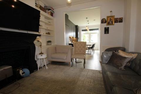 6 bedroom house for sale, St. James Avenue, London W13