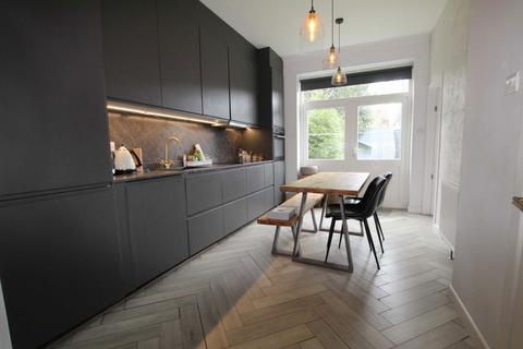 6 bedroom house for sale, St. James Avenue, London W13