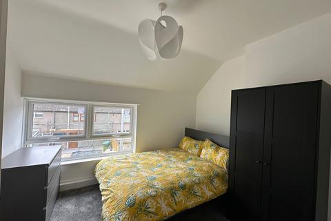 undefined, Fifth Avenue, Forest Town NG19