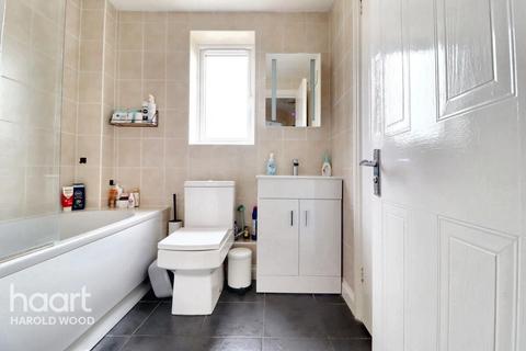 undefined, Messant Close, Harold Wood