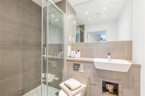2 bedroom apartment to rent, 2 bed, 1st floor, Dunlin, Pelican House in Fresh Wharf
