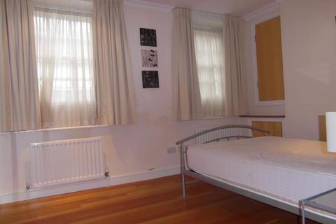 2 bedroom flat to rent, North Terrace, Newcastle Upon Tyne
