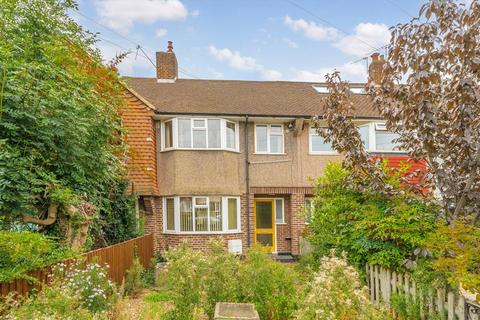 3 bedroom terraced house for sale, Lincoln Avenue, Twickenham TW2