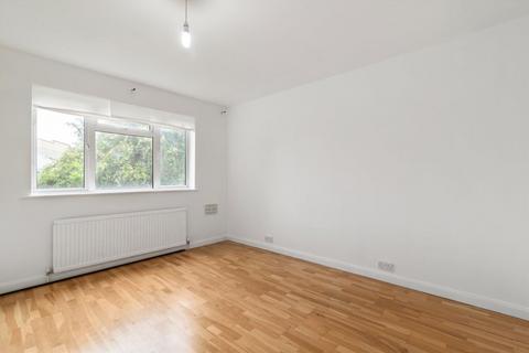 2 bedroom flat for sale, Bedford Close, London N10