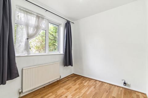 2 bedroom flat for sale, Bedford Close, London N10