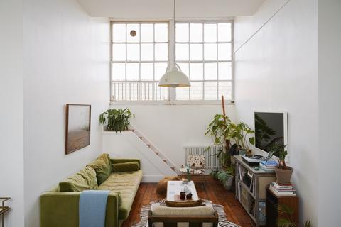 2 bedroom apartment for sale, Schoolbell Mews II, Schoolbell Mews, London E3