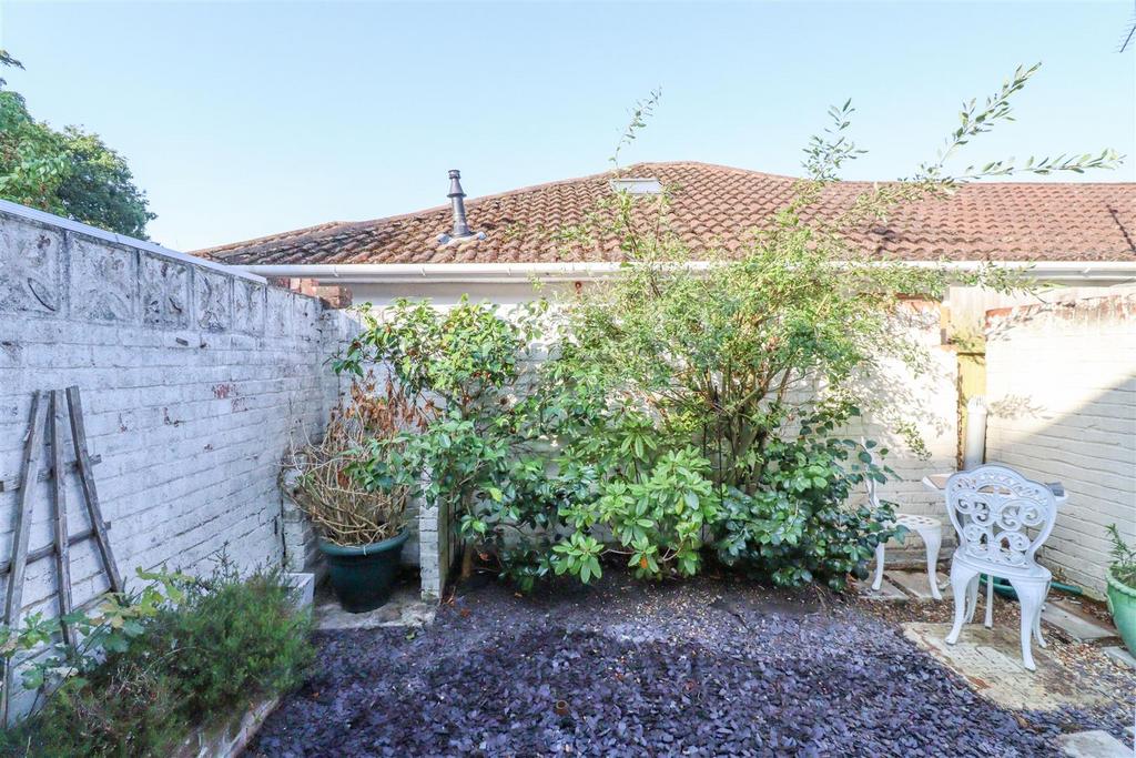 Courtyard Garden