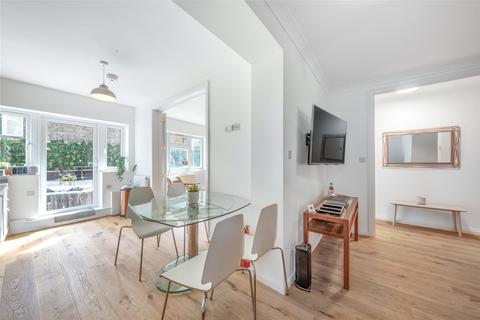 3 bedroom apartment for sale, Finchley Road, St John's Wood, London, NW8
