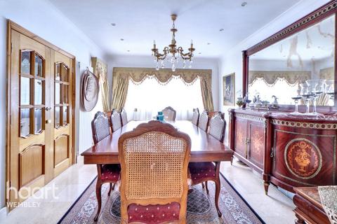 undefined, Barn Hill Estate