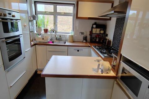 4 bedroom end of terrace house for sale, The Leadings, Wembley, Middlesex