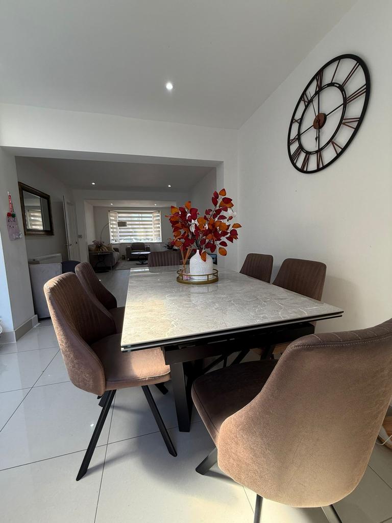 House in Enfield - More
