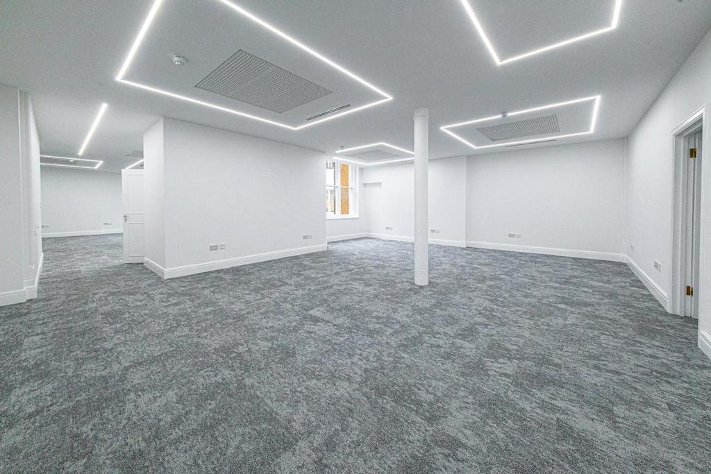 65 London Wall open plan 3.jpg