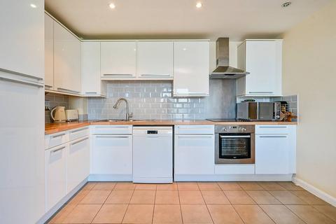 Ealing Road, Brentford, TW8