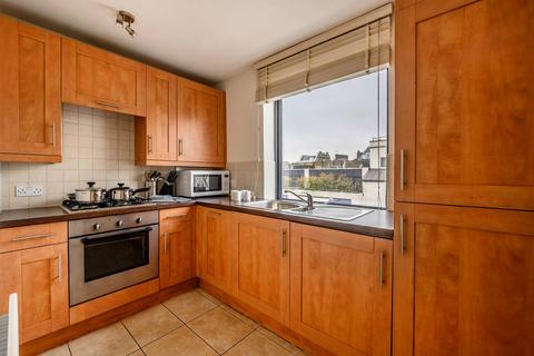 2 bedroom flat to rent, Fulham Road, Chelsea, London, SW3