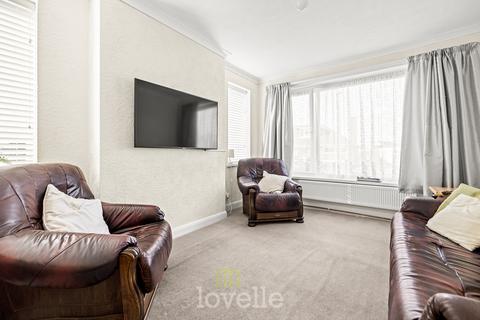 2 bedroom semi-detached bungalow for sale, Philip Grove, Cleethorpes DN35