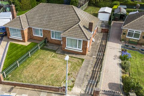 2 bedroom semi-detached bungalow for sale, Philip Grove, Cleethorpes DN35