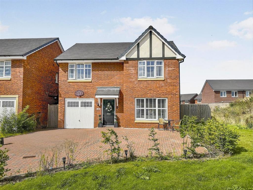 Shire Avenue, Congleton 4 bed detached house - £430,000