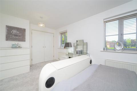 79 Centaurus Square, Frogmore, St Albans, AL2 2FH