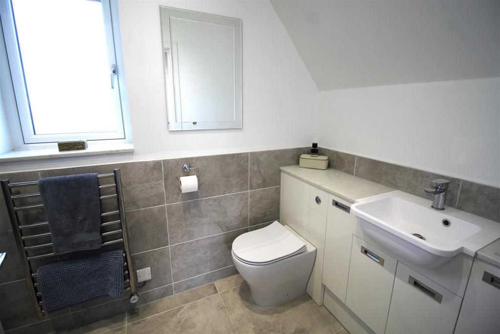 Master Bedroom Ensuite