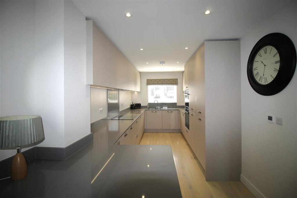 Living Room/Kitchen