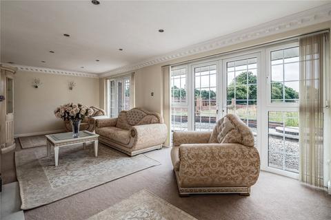 4 bedroom bungalow for sale, Heath Road, Sandbach, Cheshire, CW11