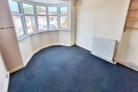 5 Shanklin Drive, Nuneaton, CV10 0BA