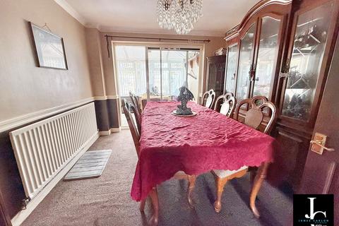 4 bedroom detached house for sale, Flag Leasow, Telford TF7