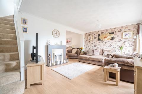 3 bedroom semi-detached house for sale, Commodore Road, Maidstone